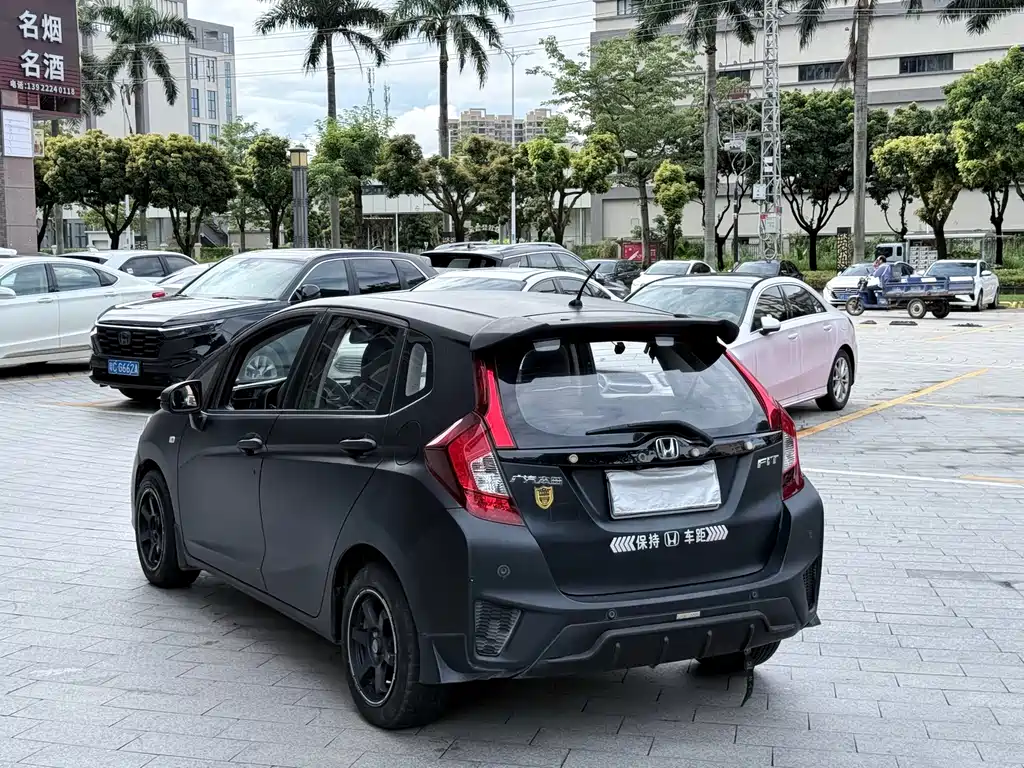 Honda Fit 2017 — фото 7