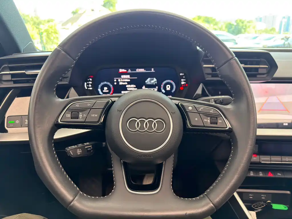 Audi A3 2022 — фото 9