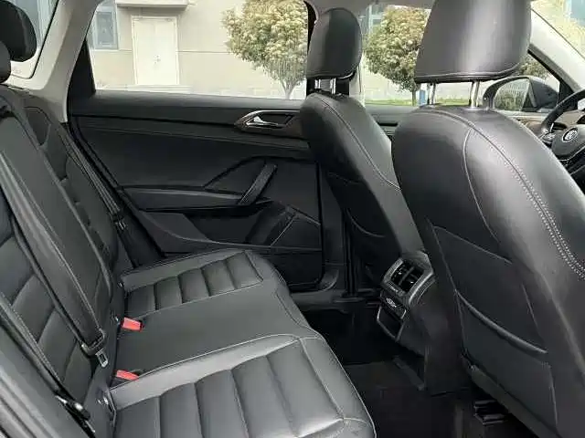 Volkswagen Tharu 2020