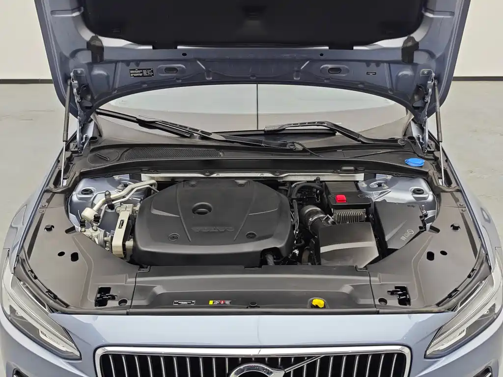 Volvo S90 2019 — фото 11