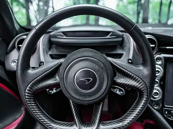 McLaren 720S 2019 — фото 14