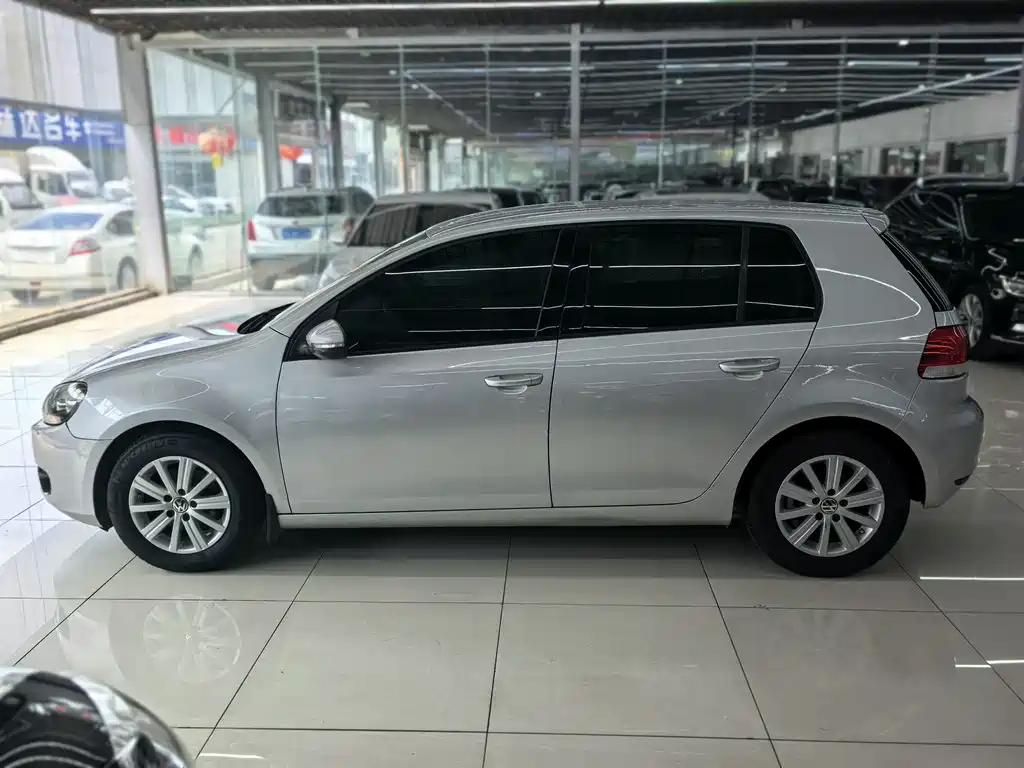 Volkswagen Golf 2010
