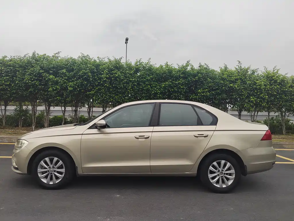Volkswagen Bora 2016