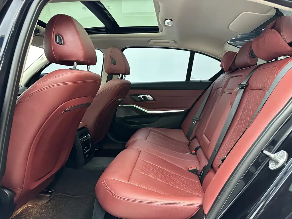 BMW i3 2025