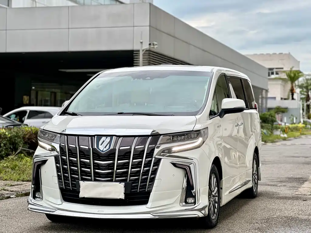 Toyota Alphard 2020