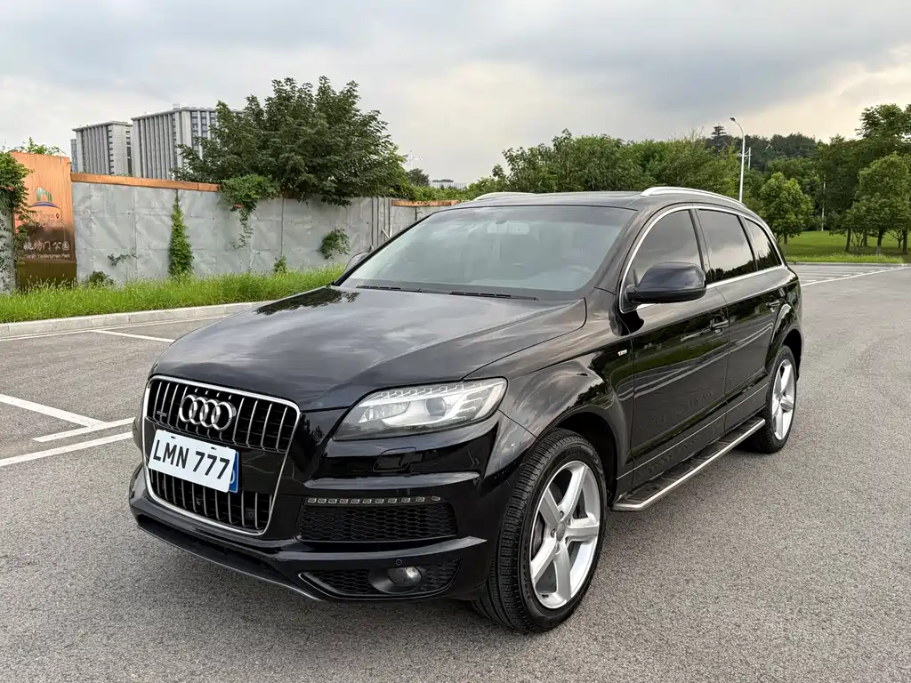 Audi Q7 2014 — фото 1
