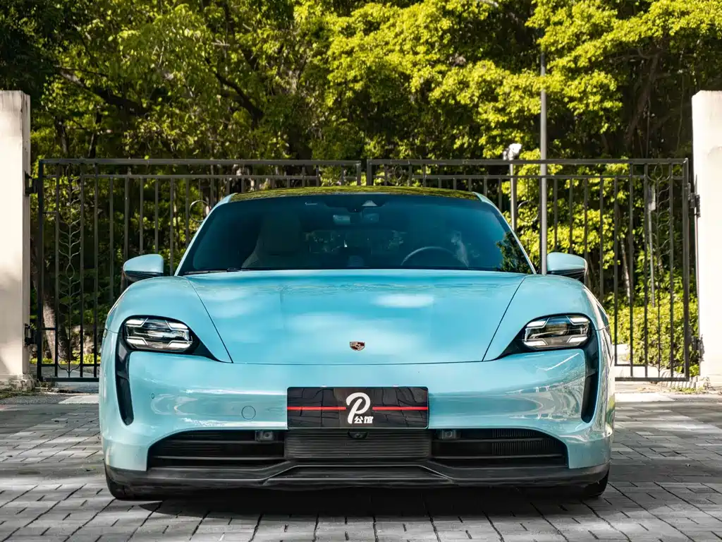 Porsche Taycan 2020