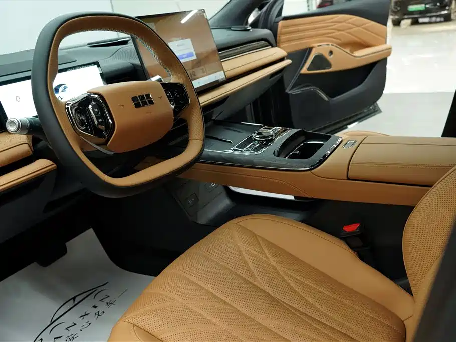 Geely Galaxy Starshine 8 2025 — фото 17