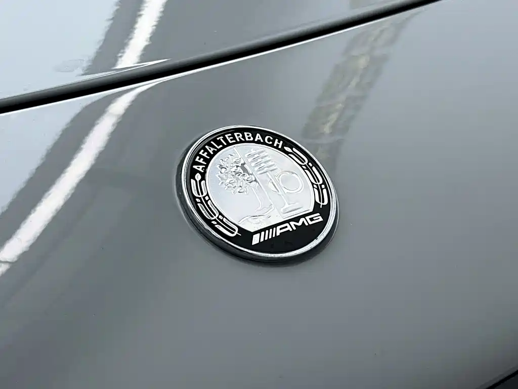 Mercedes-Benz SL-Class AMG 2025 — фото 11