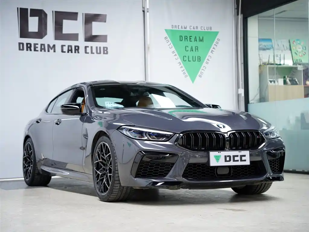 BMW M8 2021 — фото 17