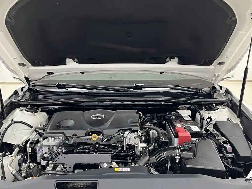 Toyota Camry 2020 — фото 15