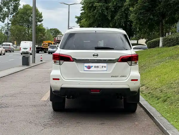 Nissan Terra 2022