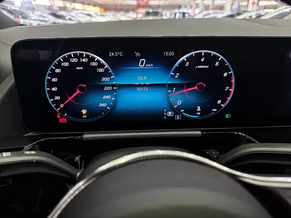 Mercedes-Benz GLA 2021
