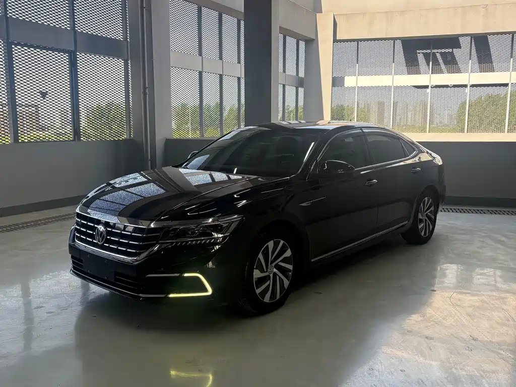 Volkswagen Passat PHEV 2020