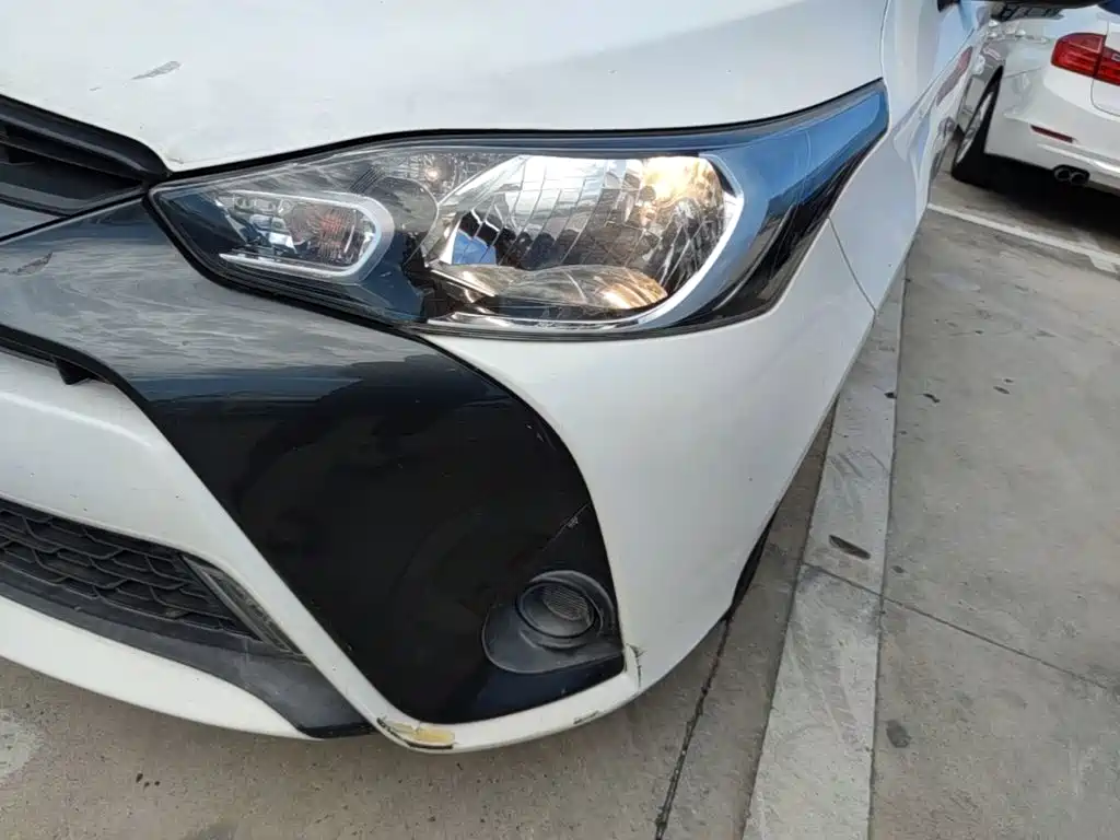 Toyota Yaris L 2018 — фото 24