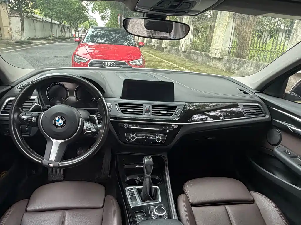BMW 1 Series 2019