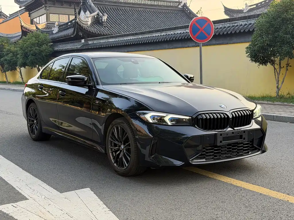 BMW 3 Series 2023