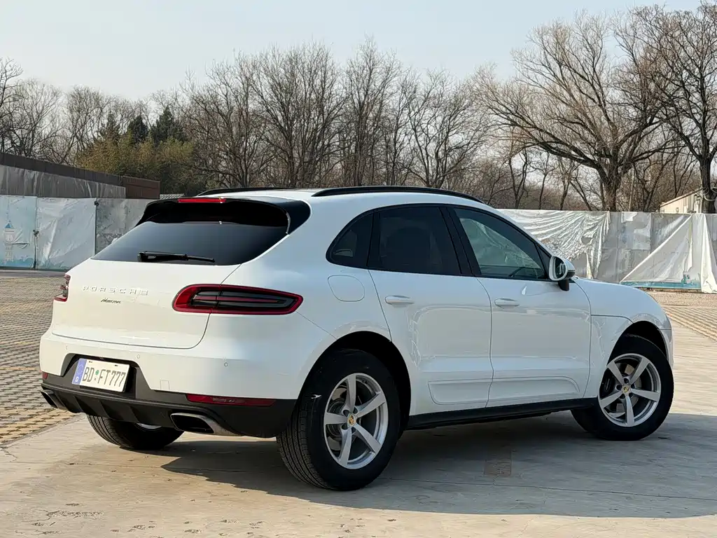 Porsche Macan 2016 — фото 5
