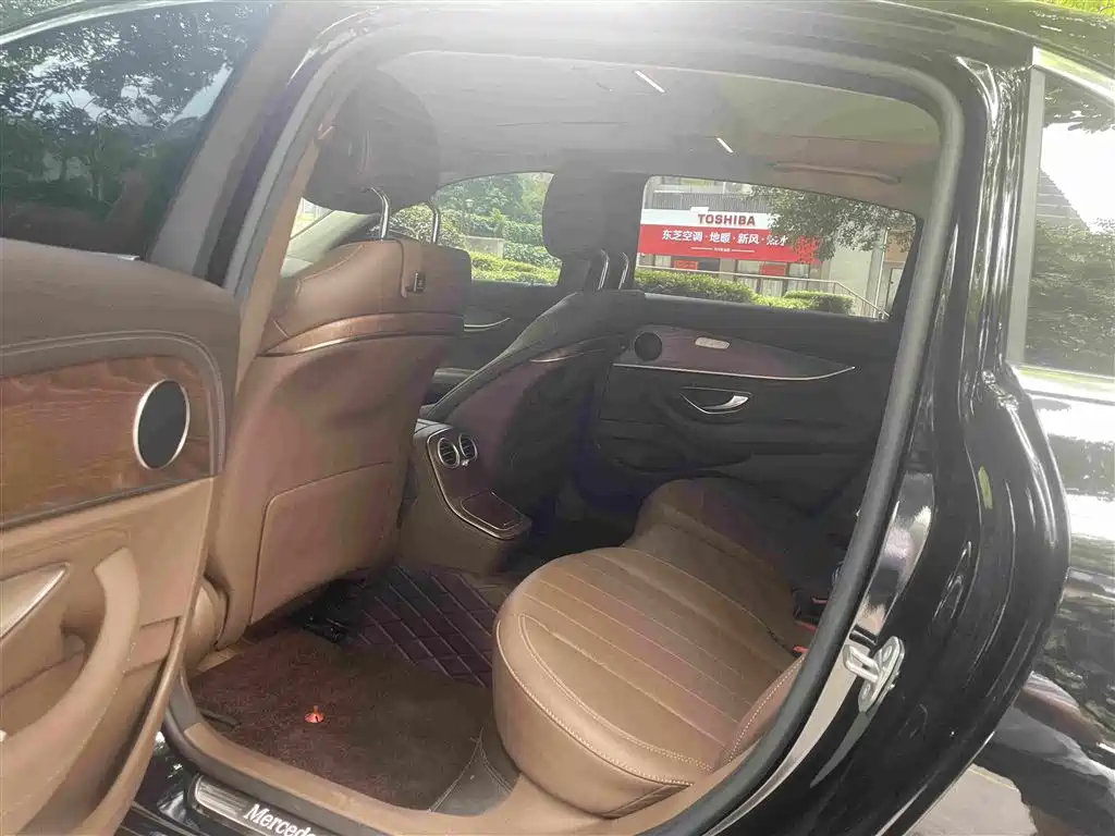 Mercedes-Benz E-Class 2023