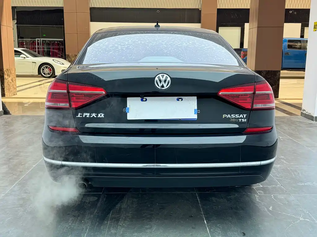 Volkswagen Passat 2019 — фото 16