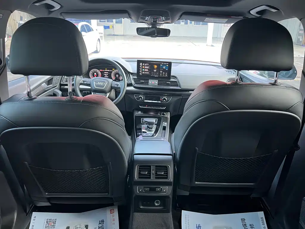 Audi Q5L Sportback 2022 — фото 12