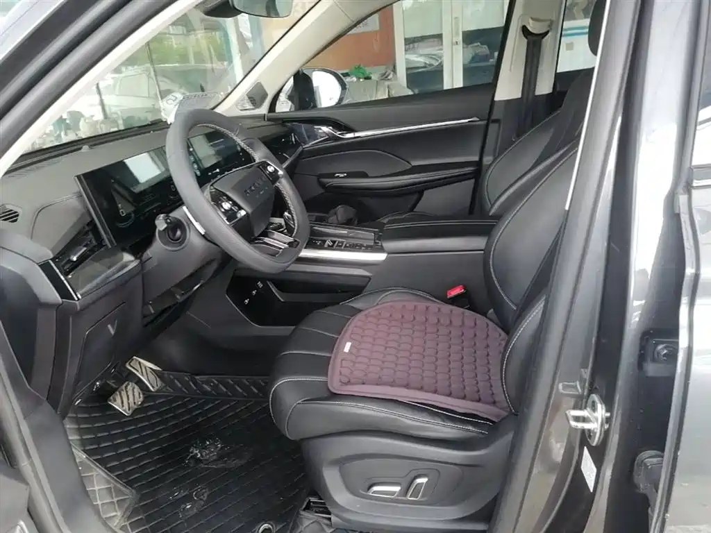 Roewe RX5 eMAX 2022 — фото 15