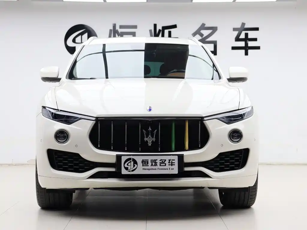 Maserati Levante 2018 — фото 29