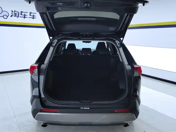 Toyota RAV4 2023