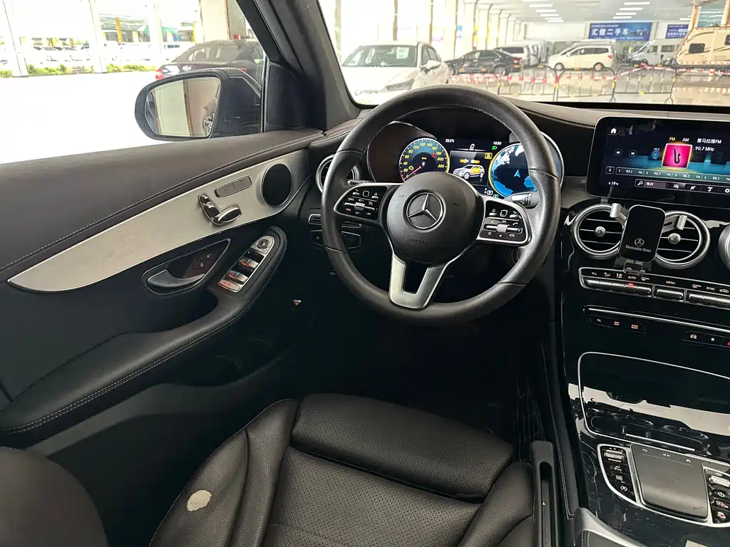 Mercedes-Benz GLC 2021 — фото 13