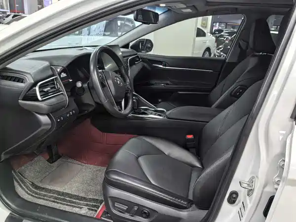 Toyota Camry 2023