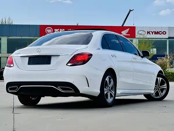 Mercedes-Benz C-Class 2020