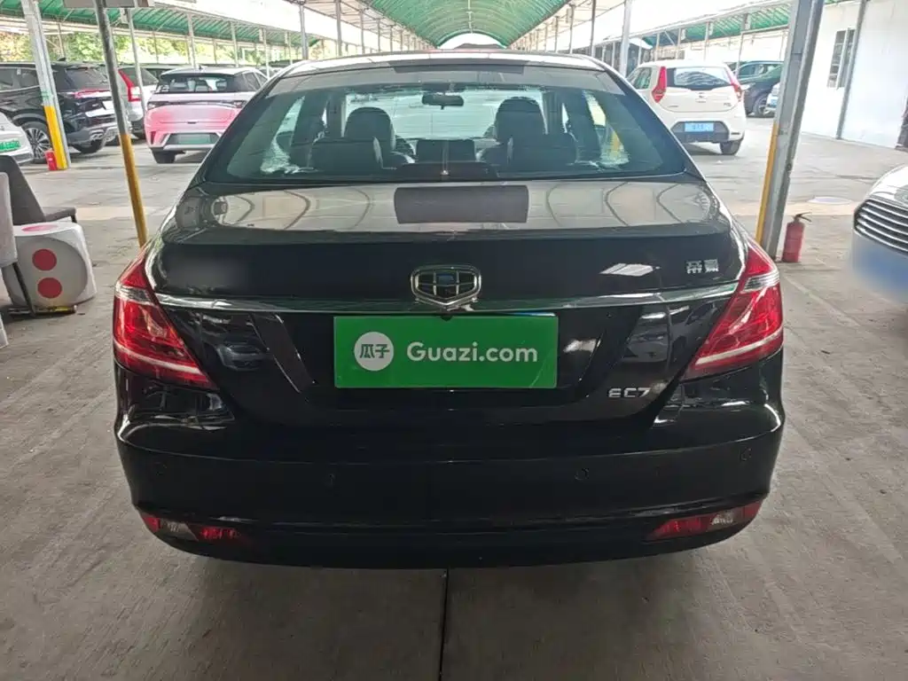 Geely Emgrand 2015
