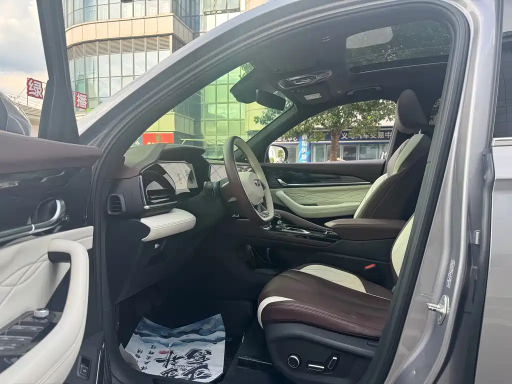Geely Xingyue L 2023 — фото 10