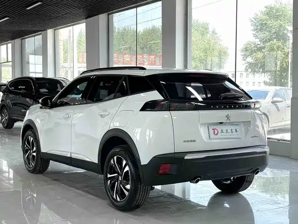 Peugeot 2008 2022