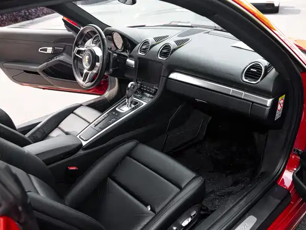 Porsche 718 2017