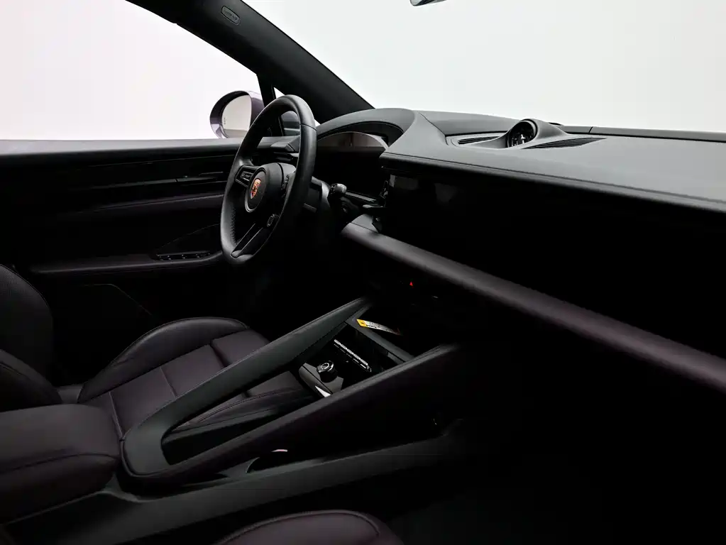 Porsche Macan EV 2025 — фото 8