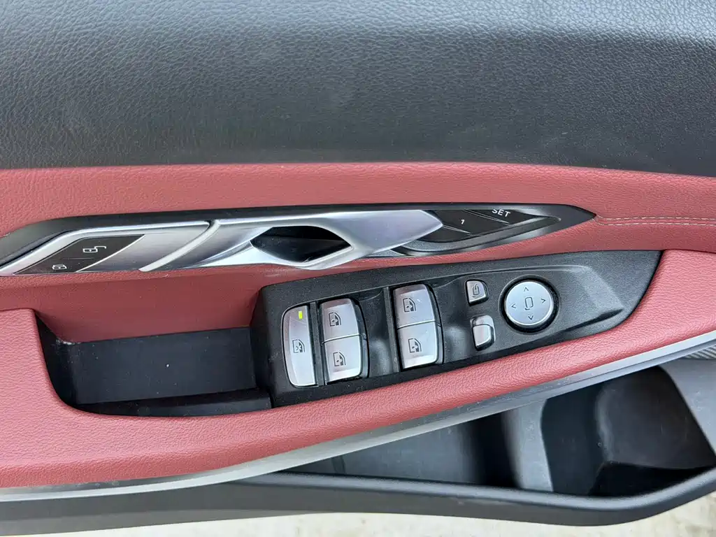 BMW 3 Series 2023