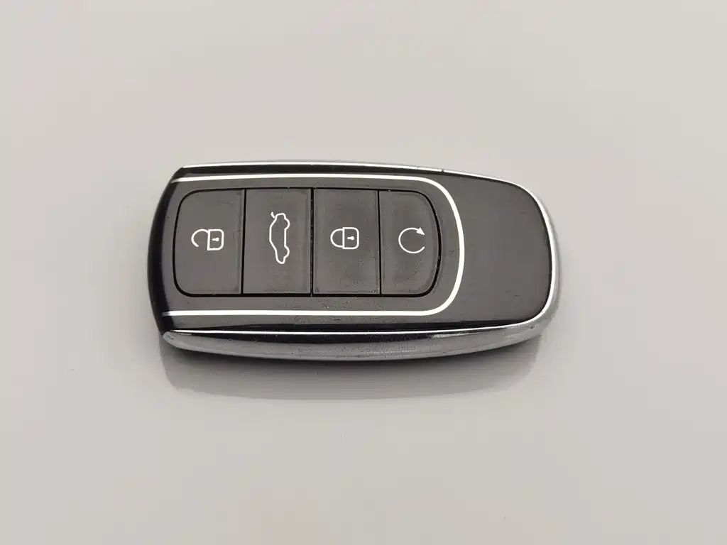 Chery Tiggo 8 PRO New Energy 2023 — фото 19