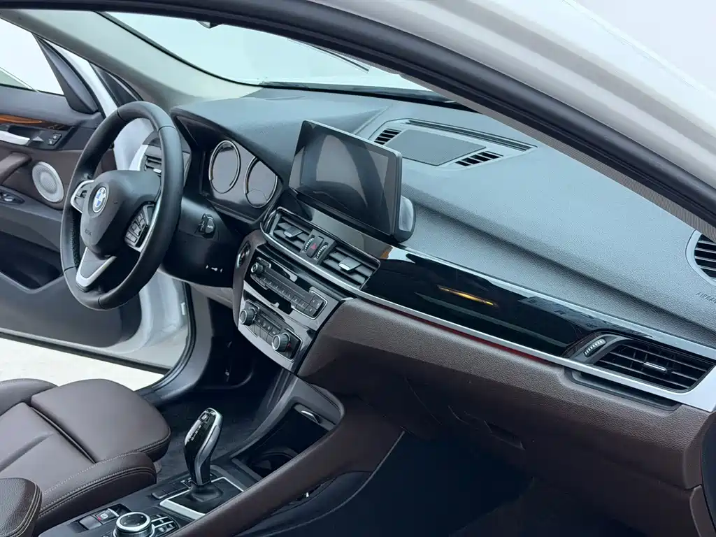 BMW X1 2023 — фото 14