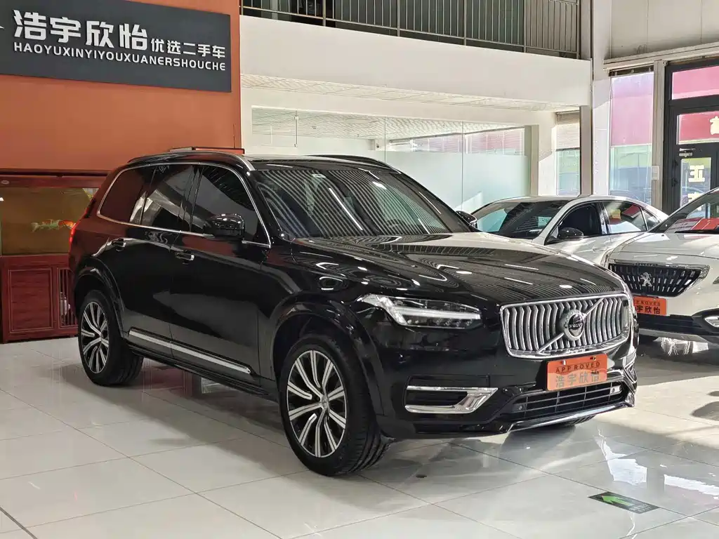 Volvo XC90 2023 — фото 3