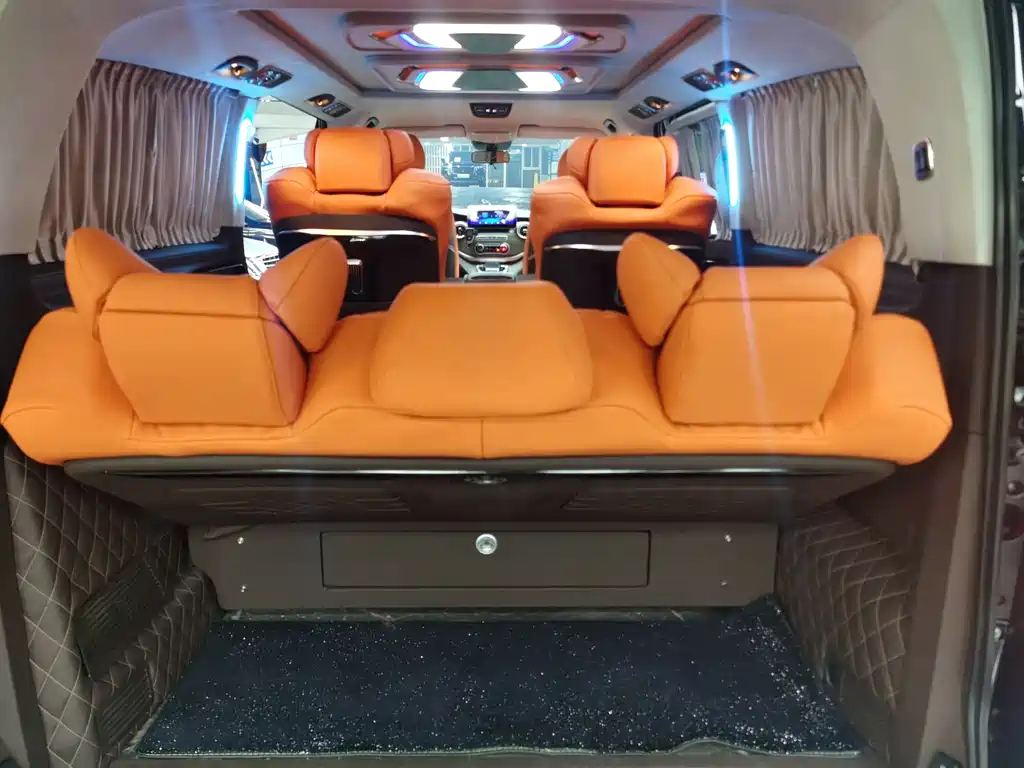 Mercedes-Benz Vito 2022 — фото 11