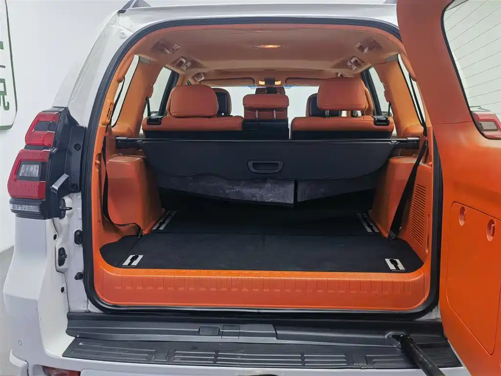 Toyota Prado 2019 — фото 16