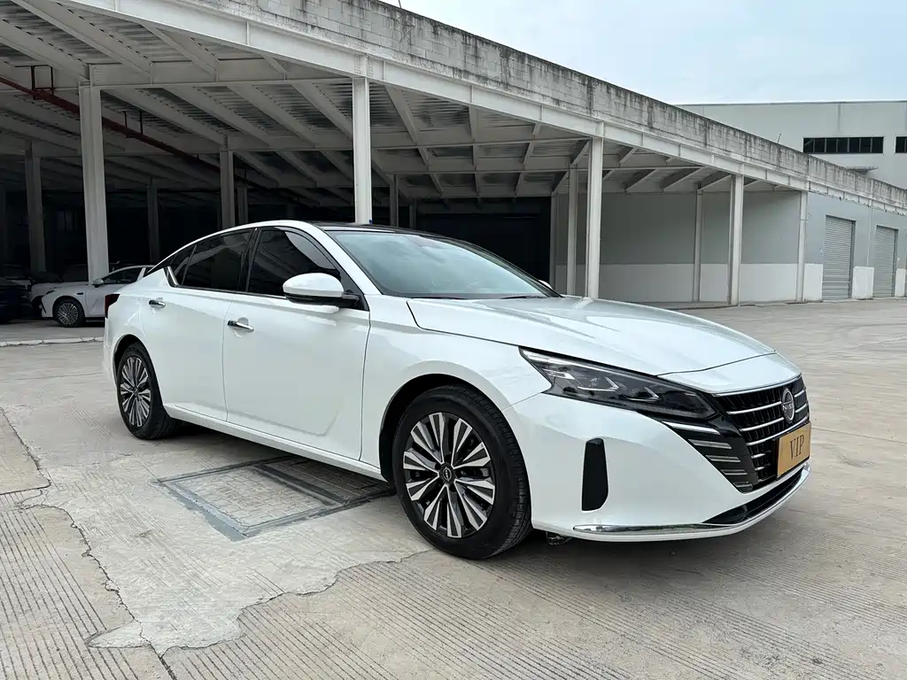 Nissan Teana 2026