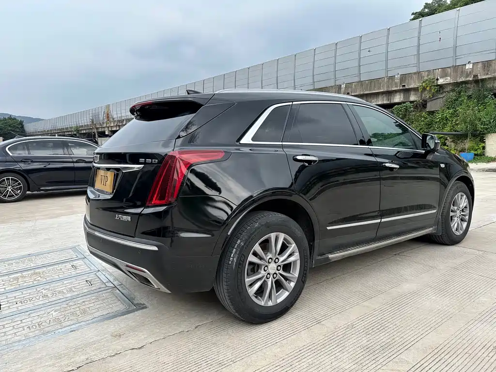 Cadillac XT5 2019 — фото 9