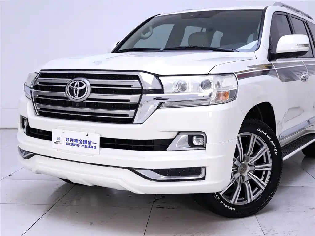 Toyota Land Cruiser 2019 — фото 3