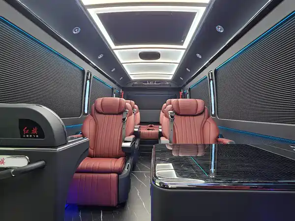 Hongqi Golden Sunflower 2024
