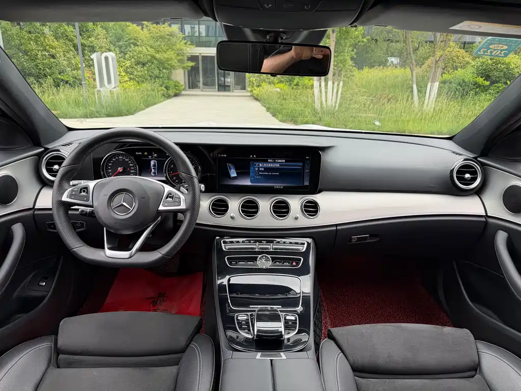 Mercedes-Benz E-Class 2016 — фото 9