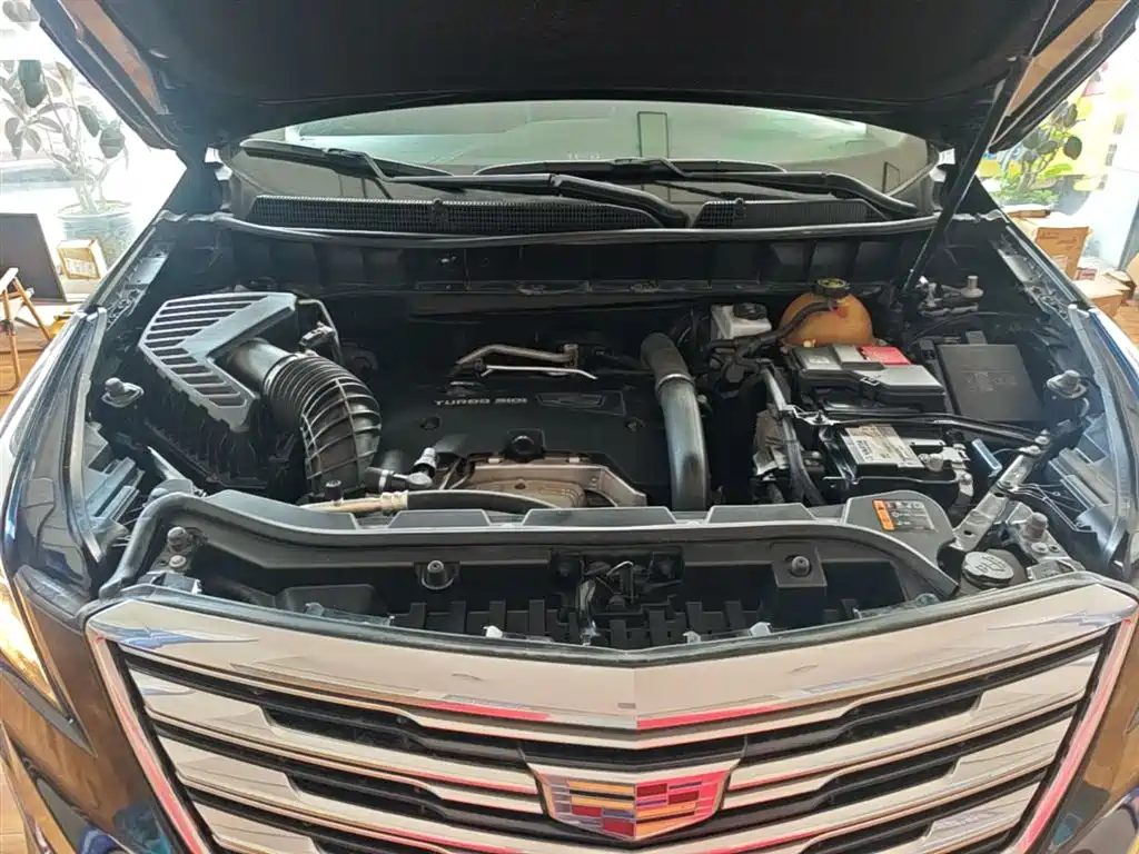 Cadillac XT5 2018 — фото 20