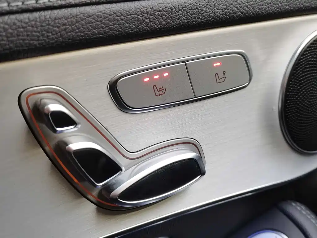 Mercedes-Benz GLC 2020 — фото 17