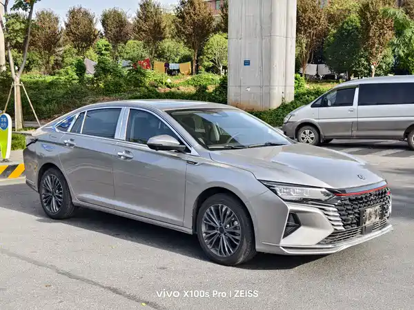 Dongfeng Yixuan MAX 2022